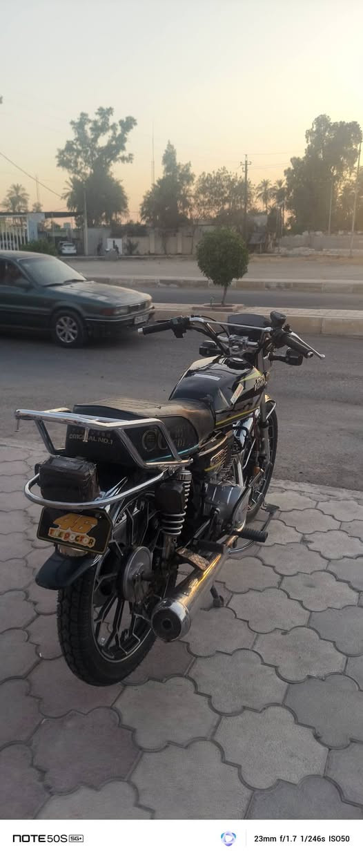 يالله دراجه نامه موديل 25 محرك 200
الدراجه مدبل بيها ولفات وبيها إشارتين وبك لايت بس ربط 

دبل دسك أمامي
مكانها السعديه 
المو شراي ليخابر رجائن 
رقم وتساب ورصيد ***********
