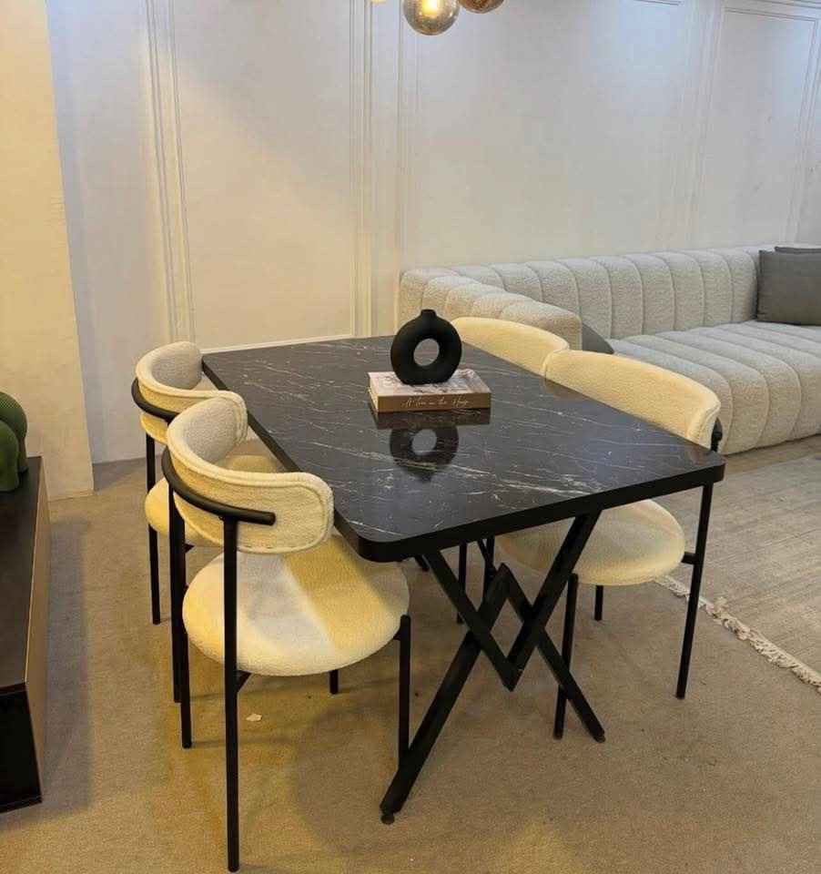 تخفيضات 140 الف
ميز و4 كراسي كوالتي عالي تركي🇹🇷
وليس صيني
قماش الكراسي مخمل
توصيل لكل العراق مجاني

شرط الميز يتحمل اكثر من 250 كيلو 
والكراسي تتحمل وزن 250 كيلو 
يحق لزبون فحص الطلب قبل الاستلام 
اي اختلاف يرفض الطلب 
للحجز والاستفسار راسلو الصفحه 
او اتصال بالرقم ***********
يتوفر واتساب. بغداد, العراق
