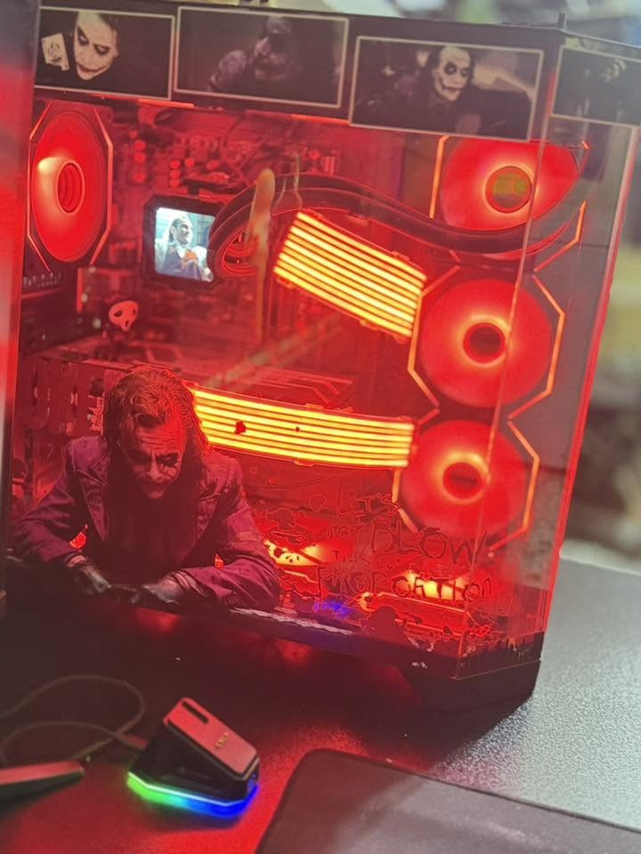 بيسي للبيع السعر بل خاص واتساب ***********
المواصفات ا
كارت الشاشه CPU
RTX 4060:8GB
GALAAX
CASE
POLLUX-4FAN
RAM
8X2 3200MHZ
COOLER
STOKE RGB
MOTHERBOARD
B450M
ASUS M-K
POWER SUPPLY
550W
THERMALRIGHT
PROCESSOR
RYZEN 5500-R5
STOARGE SAD 1 TB M.2

مواصفات الشاشه 👇
الشاشه حجم 27 أسلم 
الشاشه 2K
180 فريم 
سرعه الستجابه 0.5 ملي سكن
