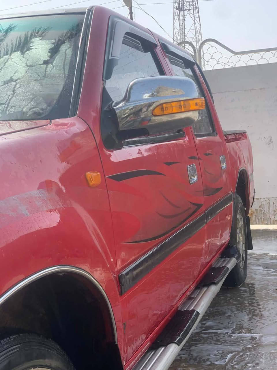 سلام عليكم
فتون 2013 رقم واسط
السياره نضيفه بس يحتاجلها كم شغله التبريد جاهز 
مراوس او بيع سعر 38


**إذا كنت صاحب هذا الإعلان وتريد حذفه لأي سبب، رجاءا أرسل رسالة إلى الدعم الفني**