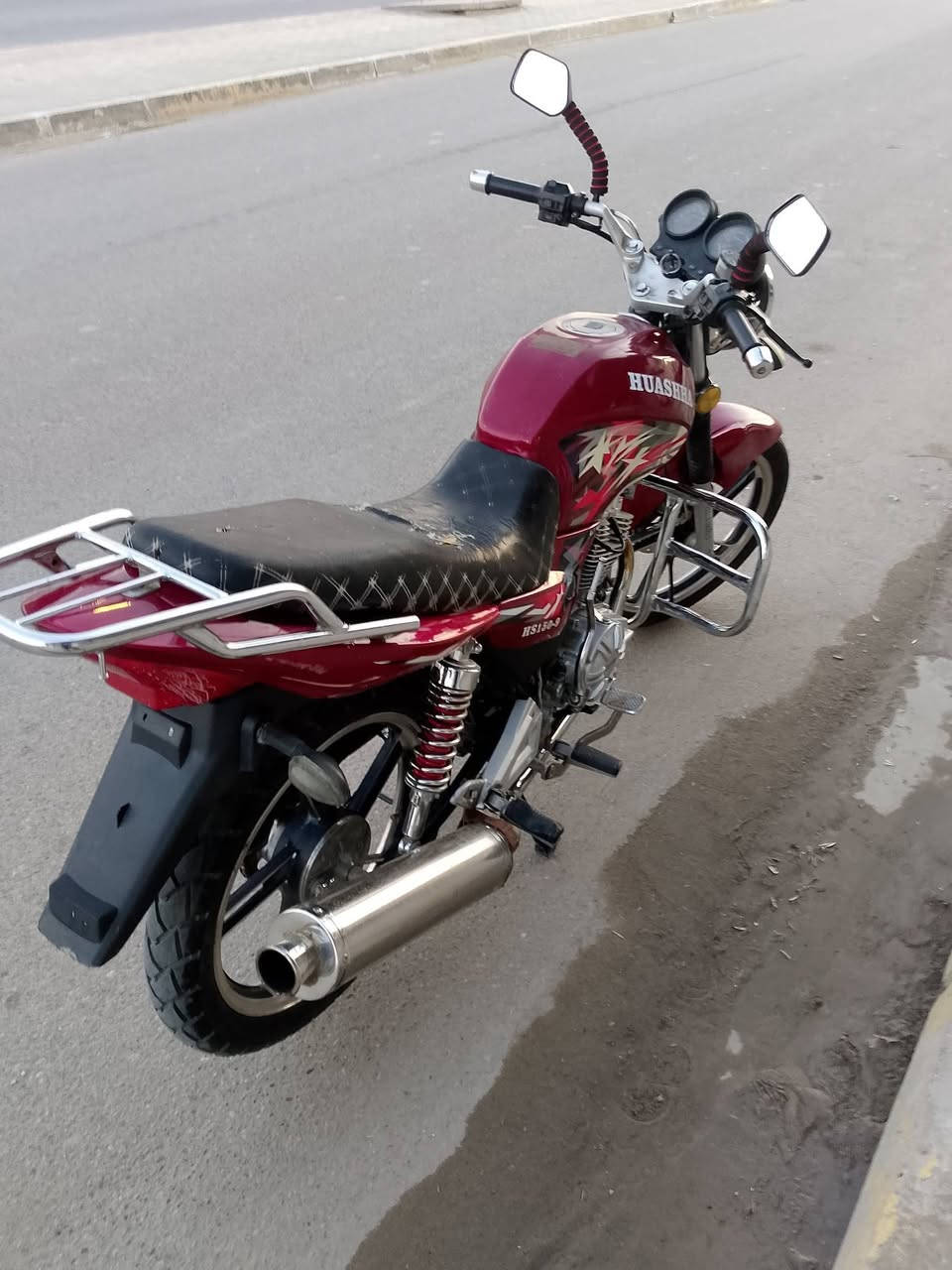 دراجه هيوشه نظيفه جدا محرك ناعم كهربائيات شغاله موديل 23 أوراق كامله سعره 700 الشراي يراسلني


**إذا كنت صاحب هذا الإعلان وتريد حذفه لأي سبب، رجاءا أرسل رسالة إلى الدعم الفني**