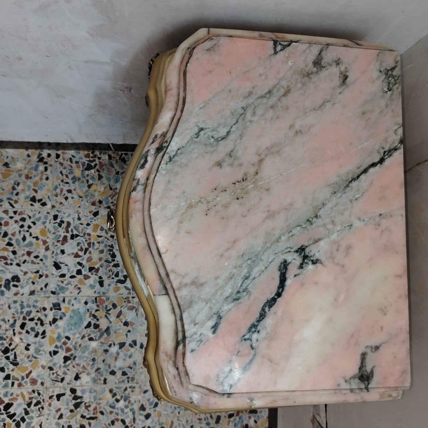 غرفة نوم زان ثكيله وجديدة وبيها مرمر للبيع مكاني بغداد


**إذا كنت صاحب هذا الإعلان وتريد حذفه لأي سبب، رجاءا أرسل رسالة إلى الدعم الفني**