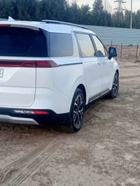 كيه كرنفال كوري نضامين ابيض رقم بابل بسمي مديل 23سياره مكفوله من الحاد...