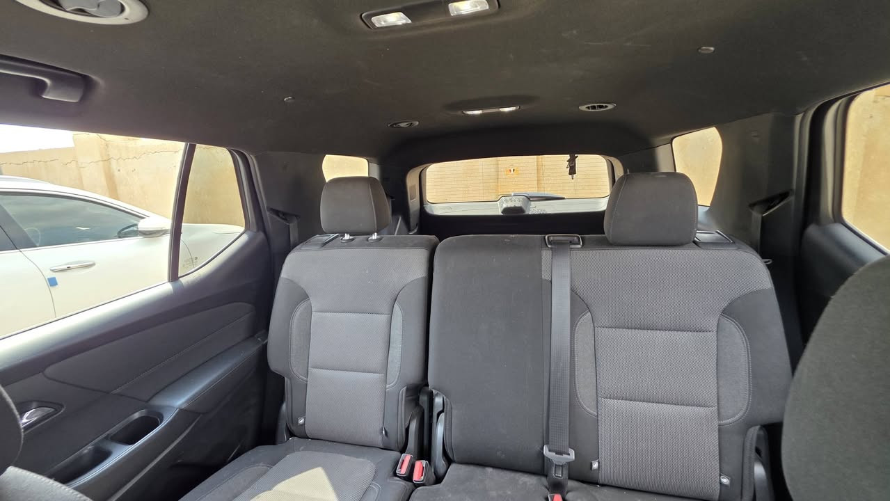 السلام عليكم 
المركبة : شوفرلت ترافرس موديل   2023 LT رقم بغداد انكليزي 
رقم الشاصي : 1GNERGKW1PJ158591
مكان السيارة: ميسان 
_______
المواصفات 
✅ شوفرلت ترافرس 2023
✅ محرك 6 سلندر 3600 VVT
✅ حادث امريكا حلو مرفق صور ورقم شاصي وهنا بالعراق صار بيه حادث بنفس الجاملغ الايمن وتم تبديله وصبغه بدون دواخل 
✅ ماشية 46 الف ميل
✅ اربع بصمات للابواب 
✅ لايتات زينون اصل 
✅ كاميرا خلفية دوارة مع الستيرن 
✅ منافذ USP & AUX
✅ رادار امامي مانع تصادم واعطاء تنبيه مع حساسات خلفية
✅ مانع إنزلاق
✅ توقف ذاتي 
✅ اطفاء المحرك ذاتي بالازدحامات
✅ شاشة دشبول كبيرة تدعم الكار بلي واندرويد اوتو
✅ تحكم ستيرن جهتين متكامل الايعازات
✅ سايد بريك بصمة 
✅ تبريد السيارة 3 قطع منفصل
✅ يوم امس بدلت دهن المحرك وسويت سونار مرفق بالصور
✅ وبعد بيه هواي مواصفات
✅ الله شاهد السيارة جاهزة من كل شيء ماتصرف عليه شي
✅ للمزيد الاتصال *********** 
✅️السعر 250$
