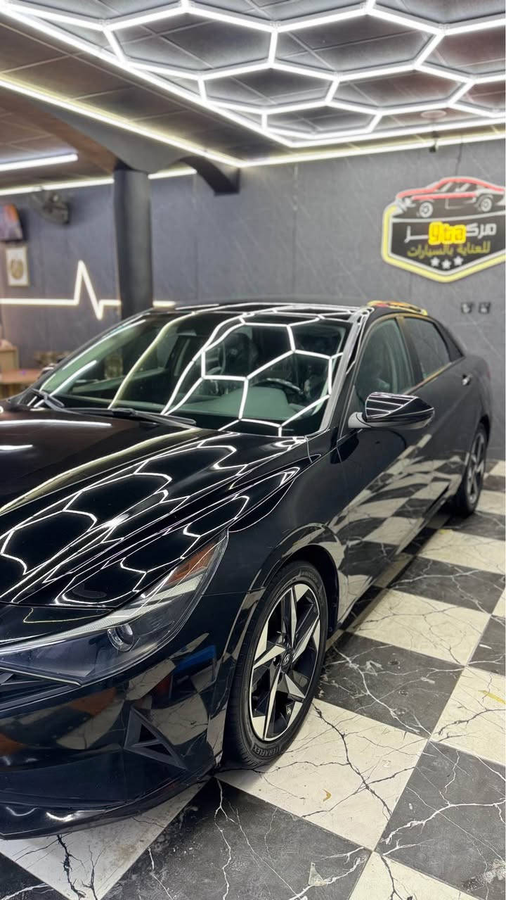 سلام عليكم 
هونداي النترا موديل 2023
معقوين بصره 
السياره حادثه جانبي باب وشوي من الباب الثاني 
ولباقي كفاله بجم مامفتوح 
السياره فول مواصفات عده الفتحه 
شاشه متصله كبيره 
تحكم ستيرن 
قفل سرعه 
تدفئه بلكشن 
وبعد هواي مواصفات 
سعرها 150 وبيه مجال 
للتواصل 
*********** البصرة, العراق
