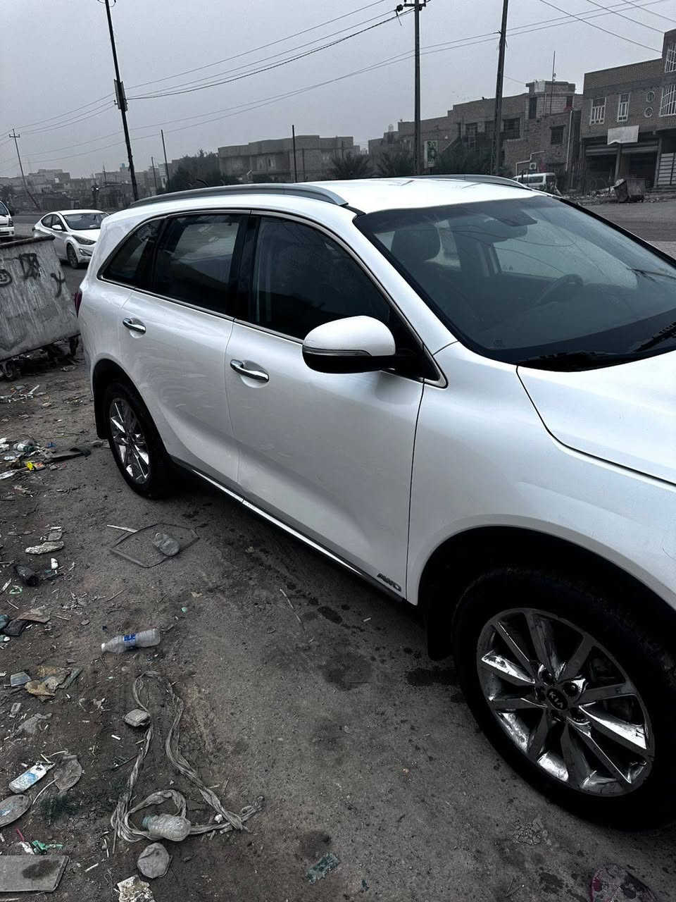 سلام عليكم  سورنتو 2016 خليجي فول مواصفات ما عده الفتحه كفاله عامه  سبعه راكب سته سلندر فور ويل السياره باسمي المكان الناصريه مركز الرقم ***********
