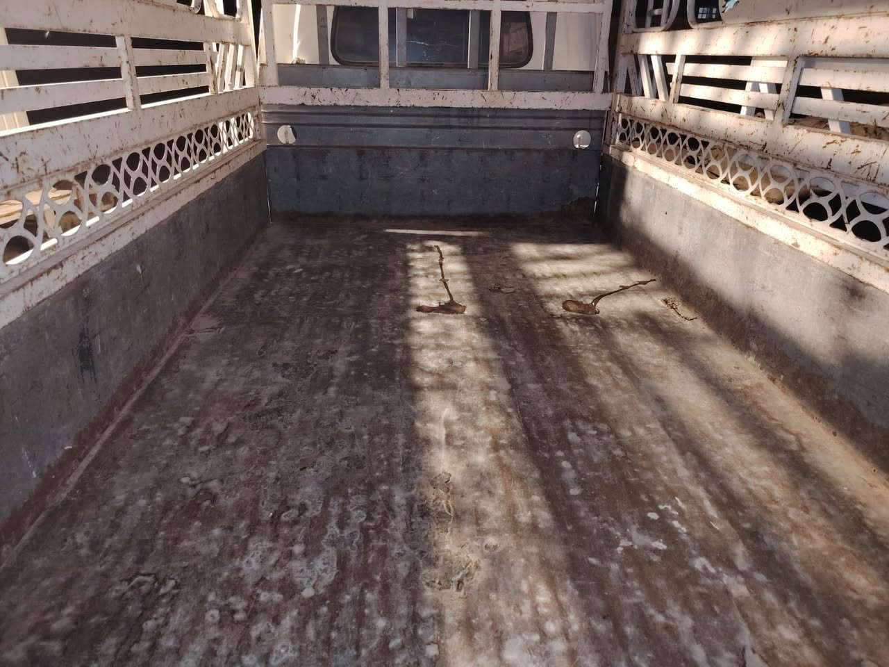 السيارة 2002 كير محرك شاصي مكفول السيارة بسمي سنويه 29 تحويل مباشر رقم الهاتف *********** واتساب او اتصال
