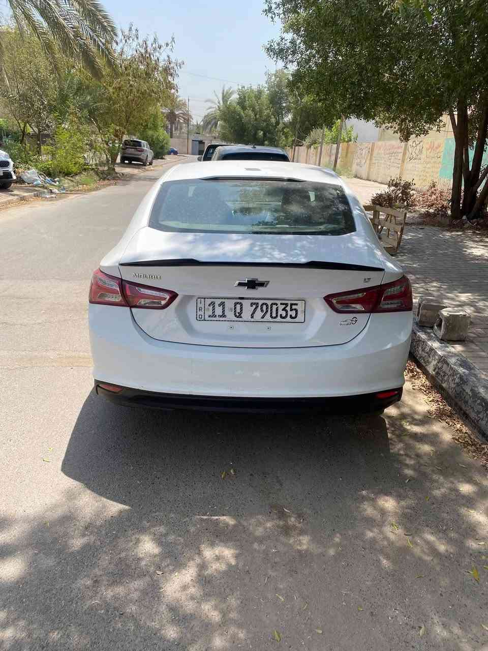 السلام عليكم...
بيع سريع. ماليبو  ٢٠٢٢  LT  بغداد الرقم الجديد رسمي. 

حادثها فقط بنيد وبيها جاملغ وباب جهة السكن صبغ  يعني ٣ قطع. 

للبيع فقط... مكاني بغداد الدورة. 

*********** . 

السعر ١١٨ وبيها مجال جدا بسيط. 

مكينه كير كفالة تدفئة تبريد جديد. حدادية صدر تخم تاير جديد 

ادامه كامله على محرك سيارة جاهزة تراي وين ما يعجبك.
