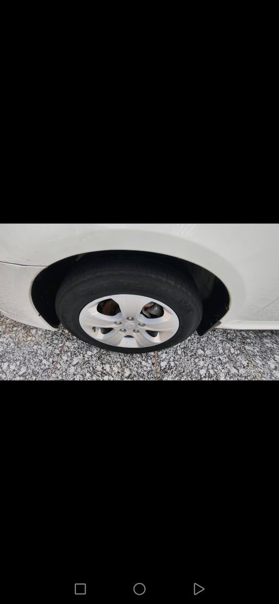 السلام عليكم كيا اوبتيما2010 خليجيه فول السياره فتحه مري شفط حساسات خلفي خمسه تكام بيها قطعه واحده صبغ الباقي كفاله سياره جديده مع الكلمه مكينه 2000 دوش ما  مفتوحه كير تبريد تدفئه تخم تاير حداديه كهربائيات دواخل كفاله عامه سياره باسمي رقم بابل سنويه لل 28 مكان السياره السماوه استفسار على الرقم*********** السعر 127 بيها مجال
