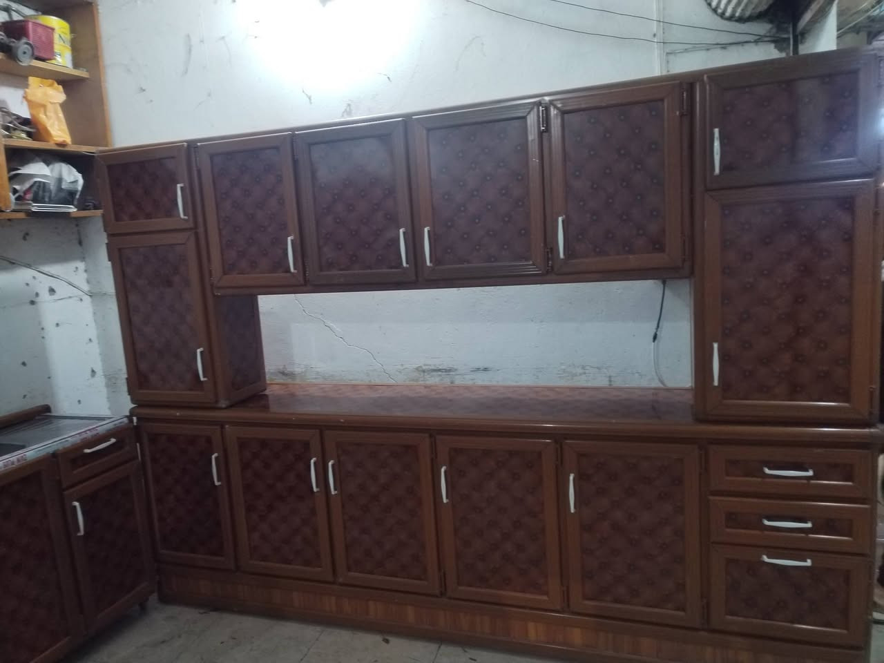 كاونتر ثلاث قطع للبيع شغل موصل ثقيل نظافه 100% الطول 3 امتار السعر 450 بها مجال(***********)(***********)
