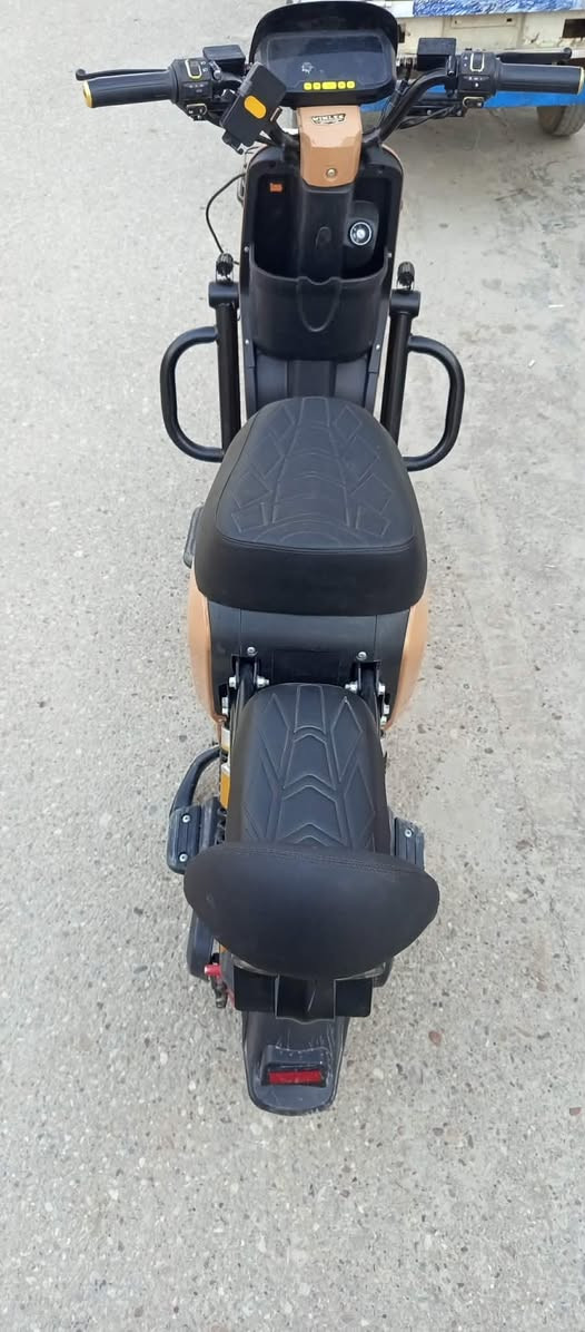 دراجه شحن للبيع *********** اتصل ع رقمه صاحبه مكاني بعقوبة فلاحه
