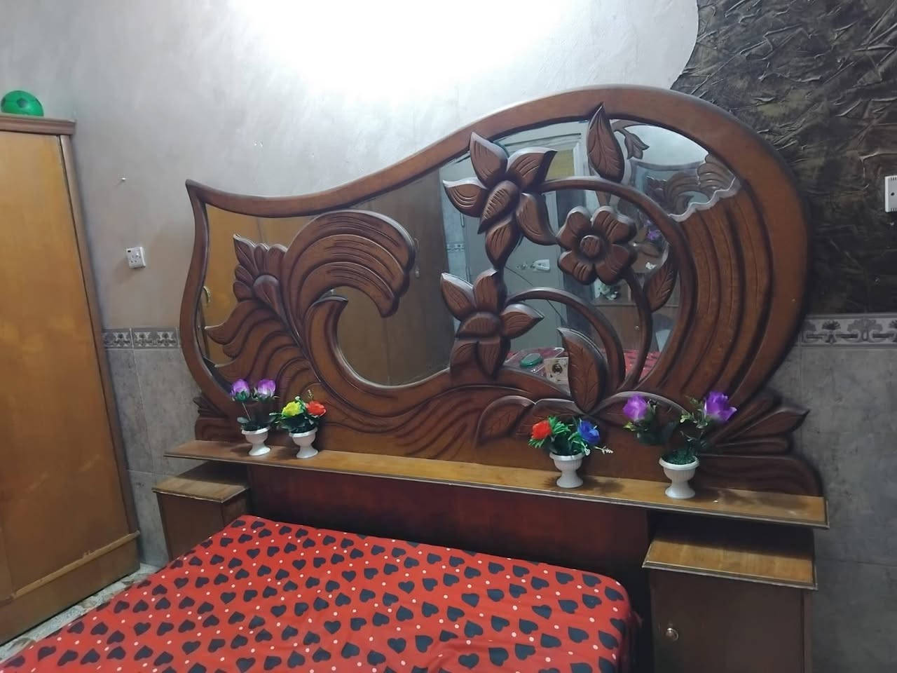 السلام عليكم غرفة للبيع
مدينة الصدر الاورفلي 
رقم الهاتف ***********
