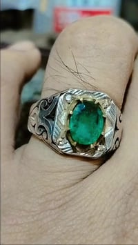 زمرد الزامبي • خاتم فضة • ٤ ماس طبيعي