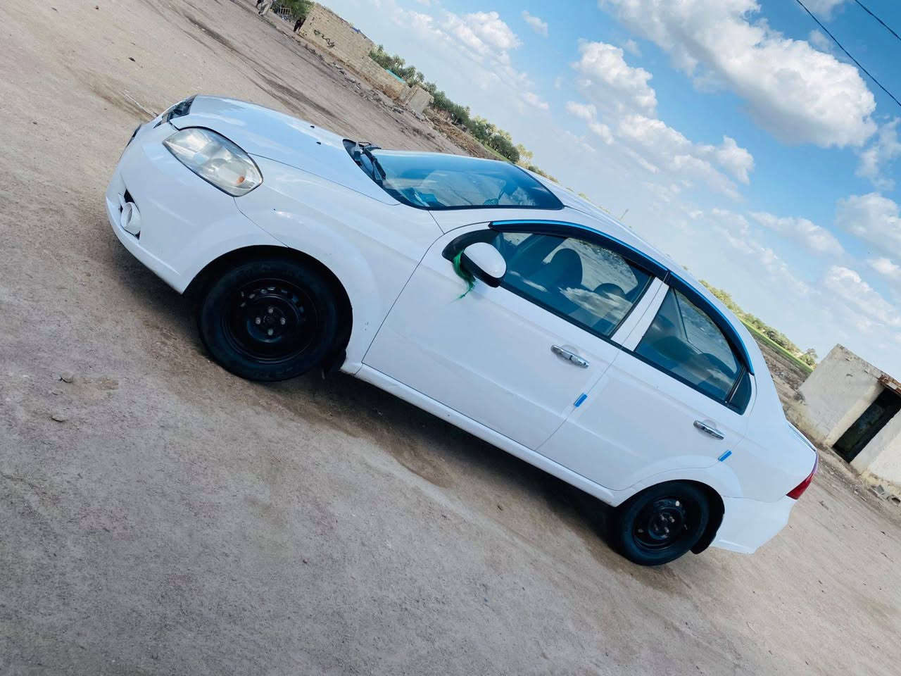 يالله سياره افيو مديل 2010 مكفوله كفاله عامه من ضربه وتبديل سياره كير اوتماتيك مكينه جديده تبريد ثلج تخم تاير كير جديد سياره جديده حيل ماعيزه برغي رقم نجف نكليزي سنويته مجدده ل 2030 مداور شوكت متريد السعر 68 وبيه مجال بسيط مكان نجف اتصل ***********
