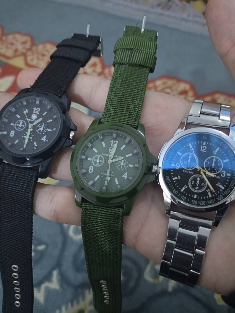 اسعار مؤقتة و شوية تخفيضات منوعة ، قطع ثابتة و قطع بيها مجال ، راسلني واحجز


**إذا كنت صاحب هذا الإعلان وتريد حذفه لأي سبب، رجاءا أرسل رسالة إلى الدعم الفني**