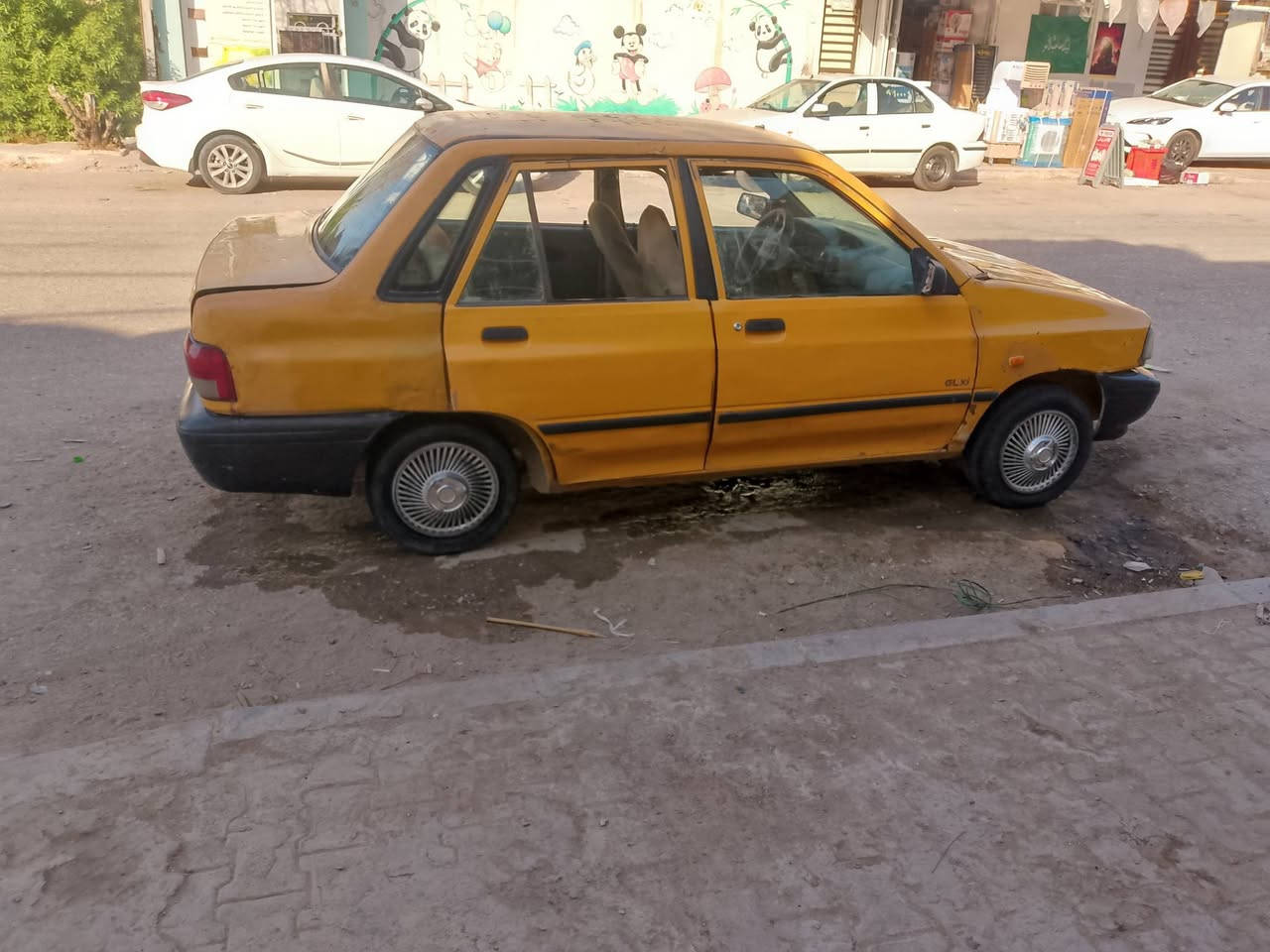 سلام عليكم من رخصت مدير الكروب سايبه للبيع ٢٠١٢ نجف الماني سنويه الاصليه ضائعه وبيها بلاغ من المرور والمحكمة وكتاب كامل مال فغدان  شرعي والله ماندله مكاني نجف سياره قير مكفول شواصي معمره درجه اولا محرك بيه نسكت بخار من الغبغ بدون دخان ولا تنغيص ولا نصوح ١٠ دغايغ ويقطع سياره شغاله جاهزه مكاني نجف  سعر ٦ وراق اللتصال ***********
