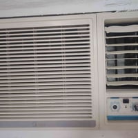 مكيف ميديا طنين بارد ثلج شغال سعره 200 الف مكاني بغداد حي العامل 07734...