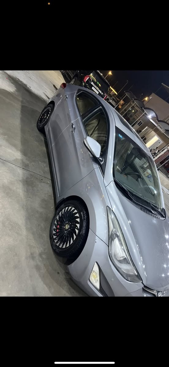 السلام عليكم .النترا موديل 2015 خليجي GLS مكفول عام عدا بارد بسيط بالجاملغ الخلفي محرك 2000 دوش سيارة جاهزه مابيه اي نقص مكان السيارة البصرة السعر 128$ بيه مجال . للاستفسار ***********
