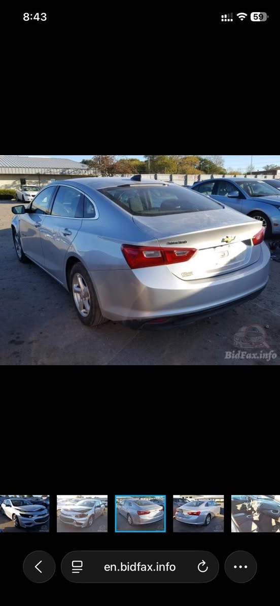 السلام عليكم 
بيع سريع وبالعافية ع الياخذها
ماليبو موديل ٢٠١٧ LT
صور الحادث بالمنشور 
مواصفاتها معروفة
خمس بصمات 
كامرة
كير المرغوب محرك تمام 
صدر امامي خلفي جديد
تبريد ثلاجة 
حاليا بيهة صبغ بنيد وجاملغ وبابتين اثر شخط 
رقم سليمانية الجديد شرط التحويل
مكان السيارة حي الاعلام يم شركة الببسي
السعر المطلوب ٩٠ ورقة وبيهة مجال 
الاتصال على الرقم *********** حيدر بغداد, العراق
