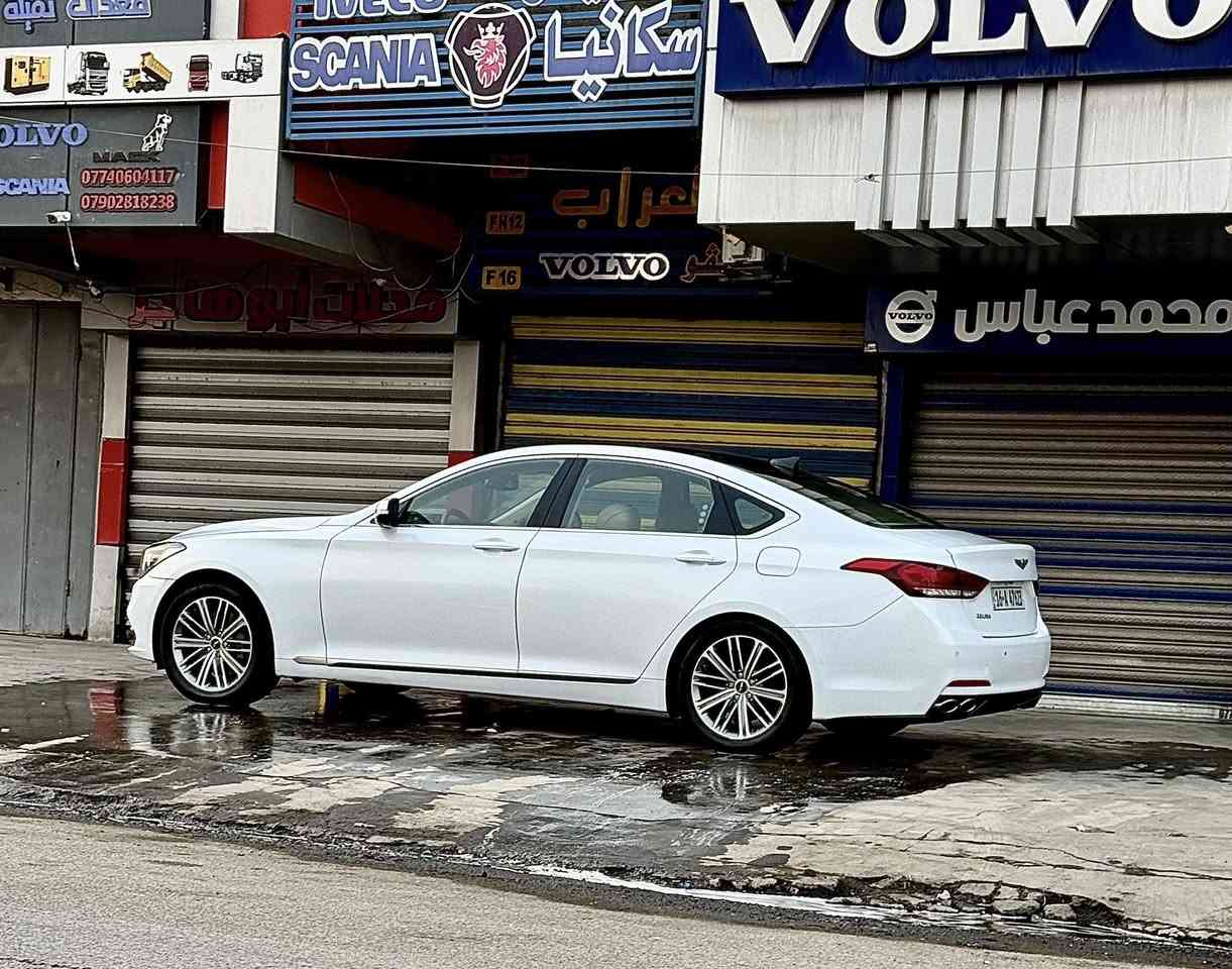 السلام عليكم
للبيع جينيسس  g80
موديل  2015 
مكينه  5.0
وراد امريكي بيه تبديل الباب الامامي صفحه اليمنه
 وكلير من امريكا  
صور السونار بالمنشور 

السياره حلوه وجاهزه ع اخر حبه
الف متصرف عليه 

السعر 165

مكان السياره ميسان 
للاستفسار  ***********
