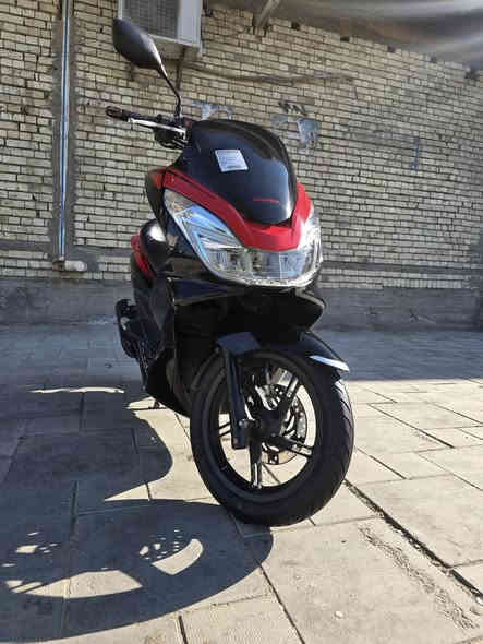 السلام عليكم  
بيسي اكس. جيل الثاني. لونين بلادي محرك. 125 cc
دراجه بالكارتون  مكينه وكلجات ع وضع الشركه برغي ممفتوح بيها  حتى تايرات الشركه بيها  برغي مناقصها 
العنوان مدينه الصدر  السعر 16 وبيها مجال 
***********
