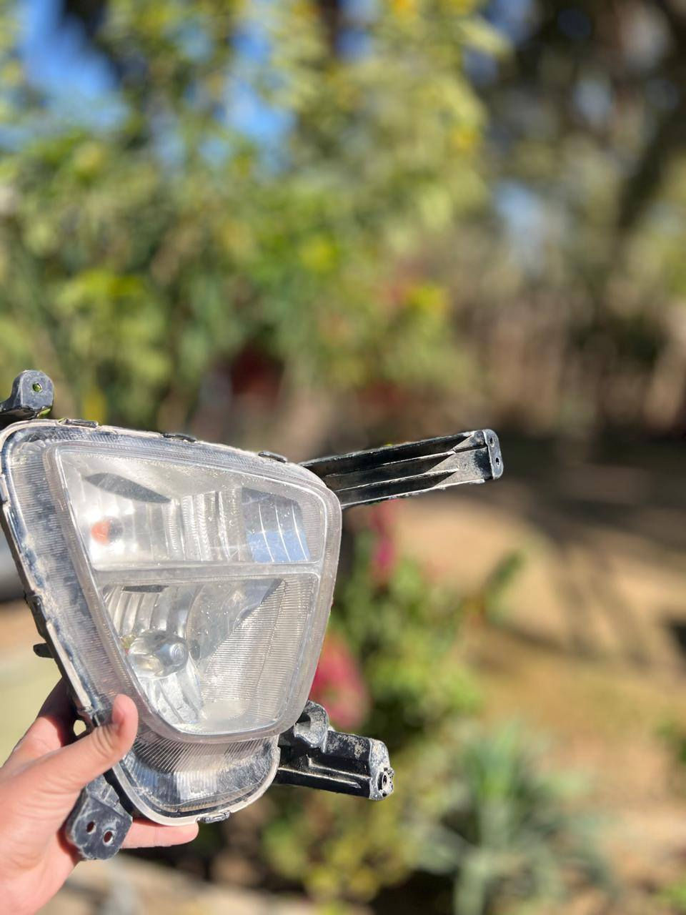 سلام عليكم قطع غيار كيا سورنتو بلوجكترات 2014 زوج سعر 75 وبي مجال بسيط شباك أمامي 2014 سعره 50 وبي مجال لايت أبو العدسه 2013 جهة اليسار سعر 50 شباك أمي امامي عدد 3 سعر الواحد 50 وبيهن مجال للشراي مكاني بابل المسيب للتواصل ***********
