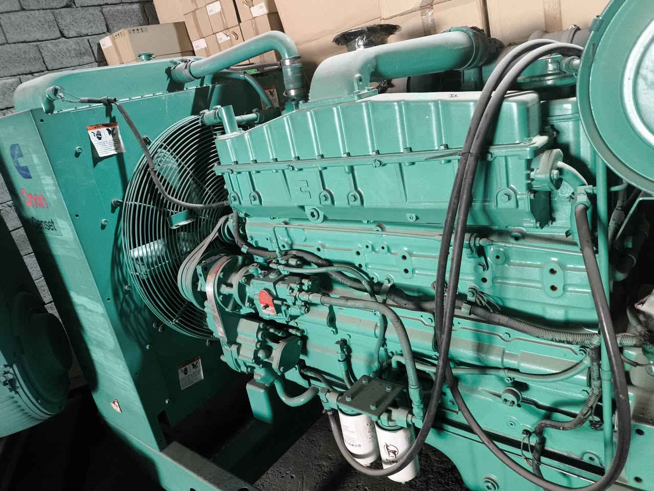 #مولدات كمنز خمسه ونص انجكتر زيتي 
توليد 400 كيفي بلادي وضع شركه 
بورد بلادي السعر والاستفسار تواصل ***********+واتساب عبدالله المختار 
اربيل الصناعه الجنوبيه 
لدينا توصيل جميع المحافظات
