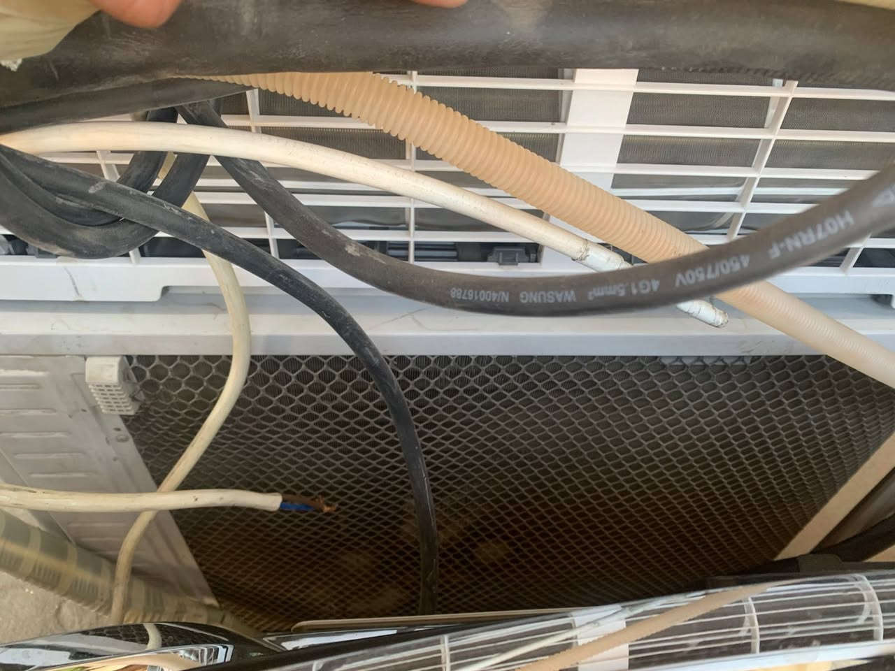 سلام عليكم
رمضان كريم 
سبلت هاي سنس طن ونص 
انفريتر 
تحكم بالريمونت 
مشتغل موسم ونصف 
سعره 450


**إذا كنت صاحب هذا الإعلان وتريد حذفه لأي سبب، رجاءا أرسل رسالة إلى الدعم الفني**