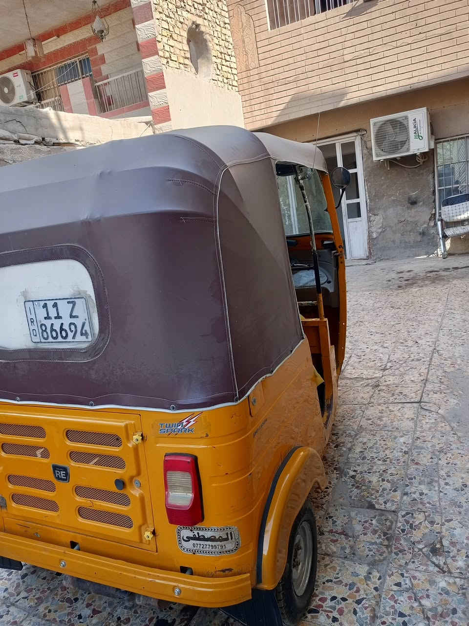 سلام عليكم تكتك موديل 19شهر 12رقم بغداد نكليزي تحويل ثاني يوم بيهه بارد قليل بلغد مكاني بغداد البلديات ***********
