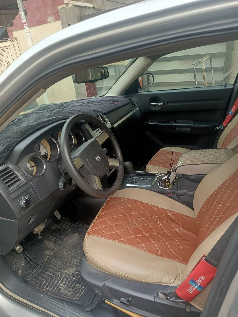 جارجر 2008 رقمها سليمانيه سياره نظيفه تخم تاير جديد صدر 70٪ سياره قطعتين تبديل وقطعه راشين بطش السياره ما ناقصها برغي مكاني بغداد *********** السعر 83
