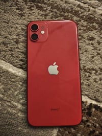 آيفون ١١ • ١٢٨ • بطارية ٧٥