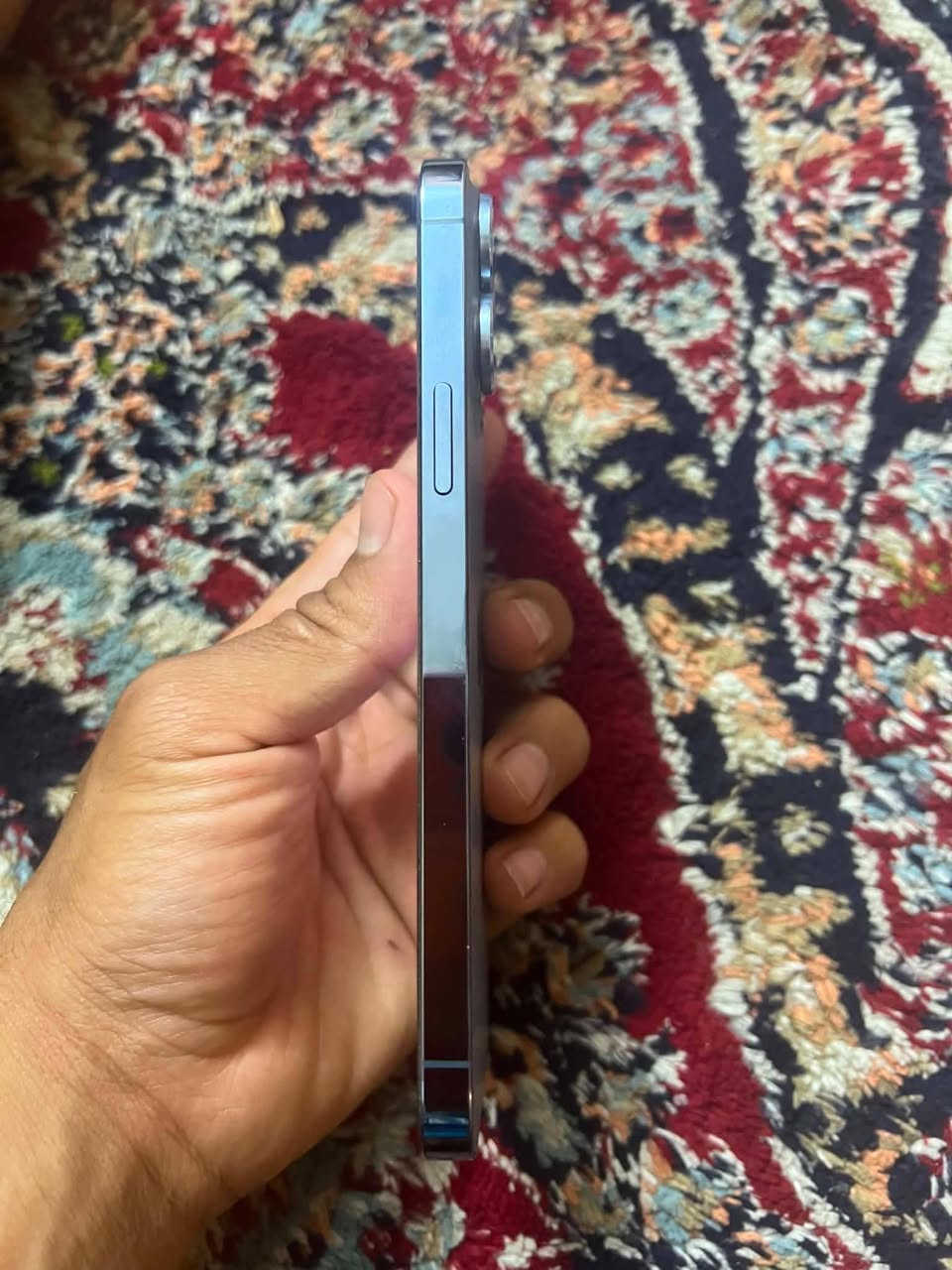 سلام عليكم 13 برو ماكس كلشي مامبدل بلادي مابي نضيف فقط نقطة بشاشة صغيره بطارية 82 السعر قفل 550   بغداد مكاني ***********
