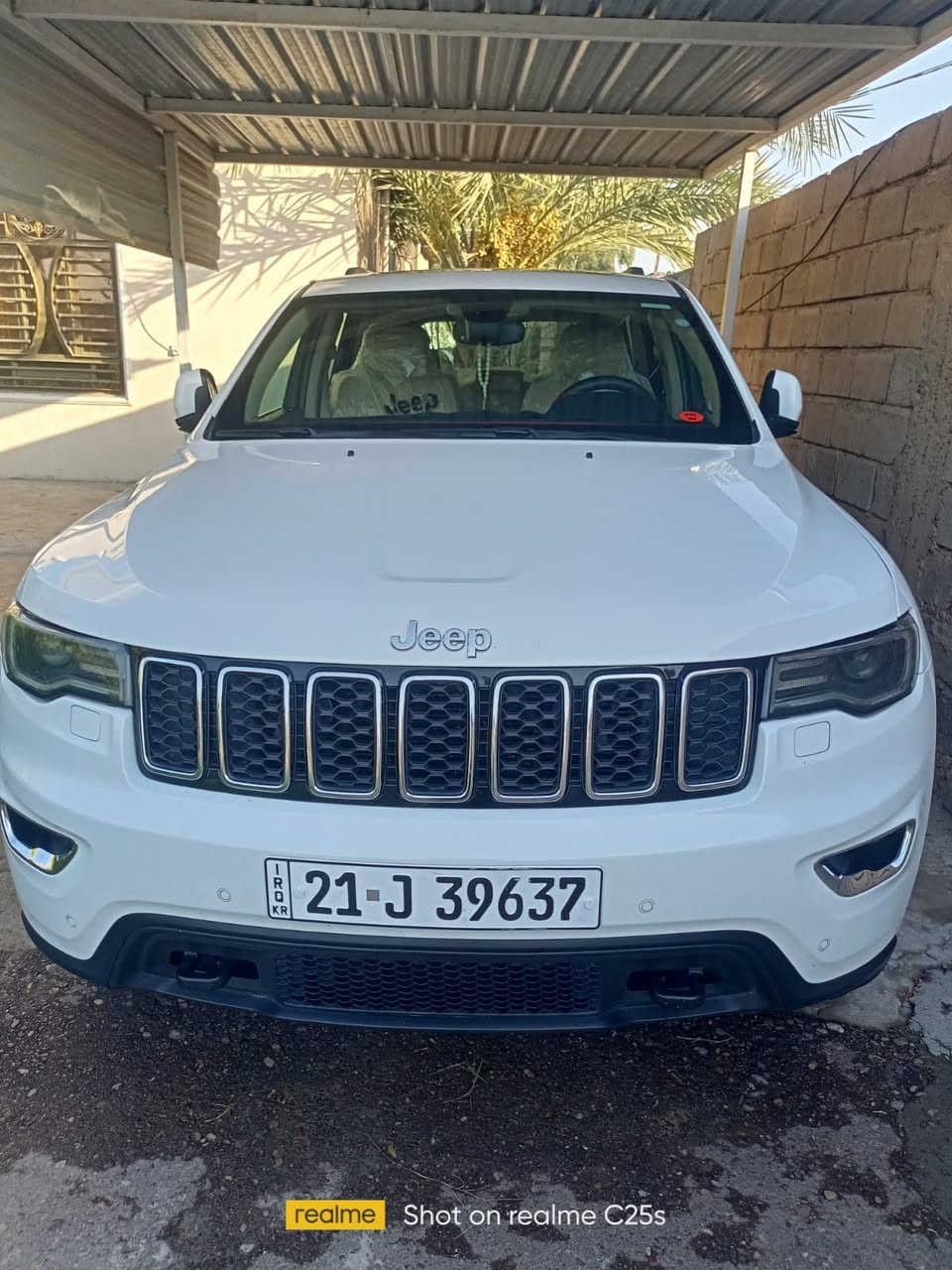 السلام عليكم
جيب موديل ٢٠١٨جديده للبيع
ماشيه ٥٨ الف ميل
كشنات مخمل جديد ومغلف بجلد اصلي
تخم تاير جديد
توقف ذاتي 
بصمه
اشاير بالمري
تحكمات 
فتحة سقف
شاشة
كشنات كهرباء
طخه بسيطه بالجاملغ الخلفي ومصلح درجه اولى
مكان السياره حي الجامعه
السعر ٢٨٥ $
تليفون ***********
