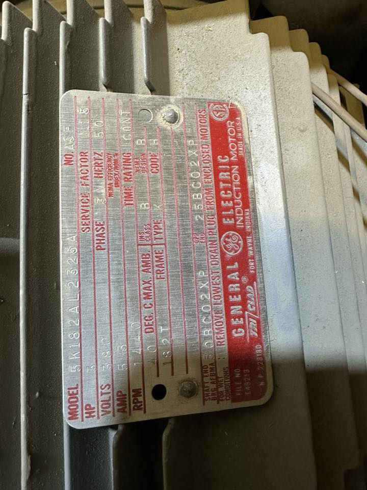 السلام عليكم مأطوجديد مامشتغل سعره 180الف


**إذا كنت صاحب هذا الإعلان وتريد حذفه لأي سبب، رجاءا أرسل رسالة إلى الدعم الفني**