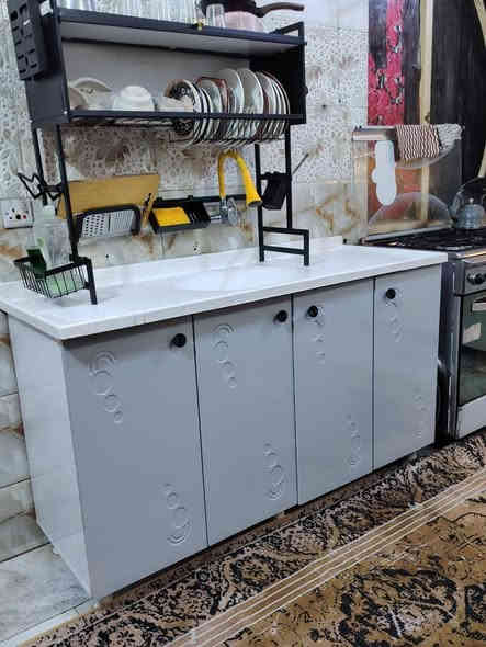 إسلام وعليكم كاونتر للبيع نظيف نظافة 100 من 100 صناعة تركي ثلاث متر وسنك متر ونص وسطح كله مرمر استخدام قليل الشراي يتصل ***********//*********** بي واتس بلعافيه عل ياخذة
