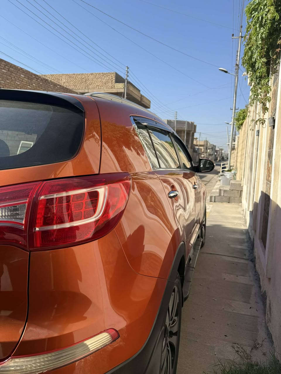 سبورتج خليجي موديل٢٠١١ رقم أربيل الجديد بأسم عربي مكفوله عدا بارد قليل مكانين تحويل مباشر كير ومحرك حداديه وتبريد شرط  كفاله من الحادث ولشواصي افحص اي مكان يعجبك  سعر ١٢٤ ورقه مراوس حسب القناعه  سبورتج أحدث او سورنتو حديث مكان الفلوجه  رقم الهاتف  ***********
