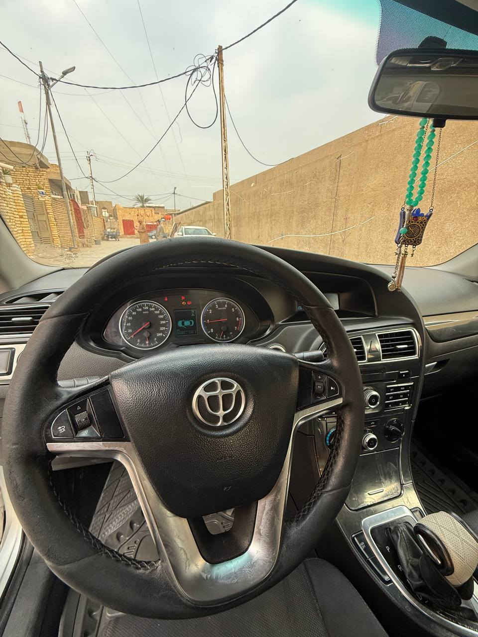 اسلام عليكم /برلنس للبيع بسمي تحويل ثاني يوم 
السياره مكفوله من صبغ وتبديل ومعجون ومن خياس مثل ماموضح  بسونار مرفق بالمنشور  سعر 75 وبيه مجال بسيط العنوان واسط رقم ***********
