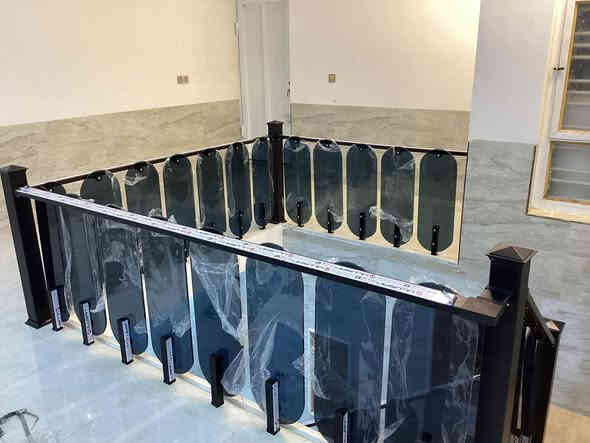 تم إنجاز بيت حجي حسن المالكي 
ابو زينب محجرات التركي 🇹🇷🇹🇷اصلي 
مستعدون عمال كافه المحجرات المنيوم 
التركي كافت المحجرات والزجاج بنواعه التركي 

مسعدون كافت المحافظات وبسعار مناسبا 

سعر المتر70لف جام مسكرس تركي اونصال  كافت المحافظات  

ونشالله يعجبكم شغلي 

حمودي للمحجرات  ***********
