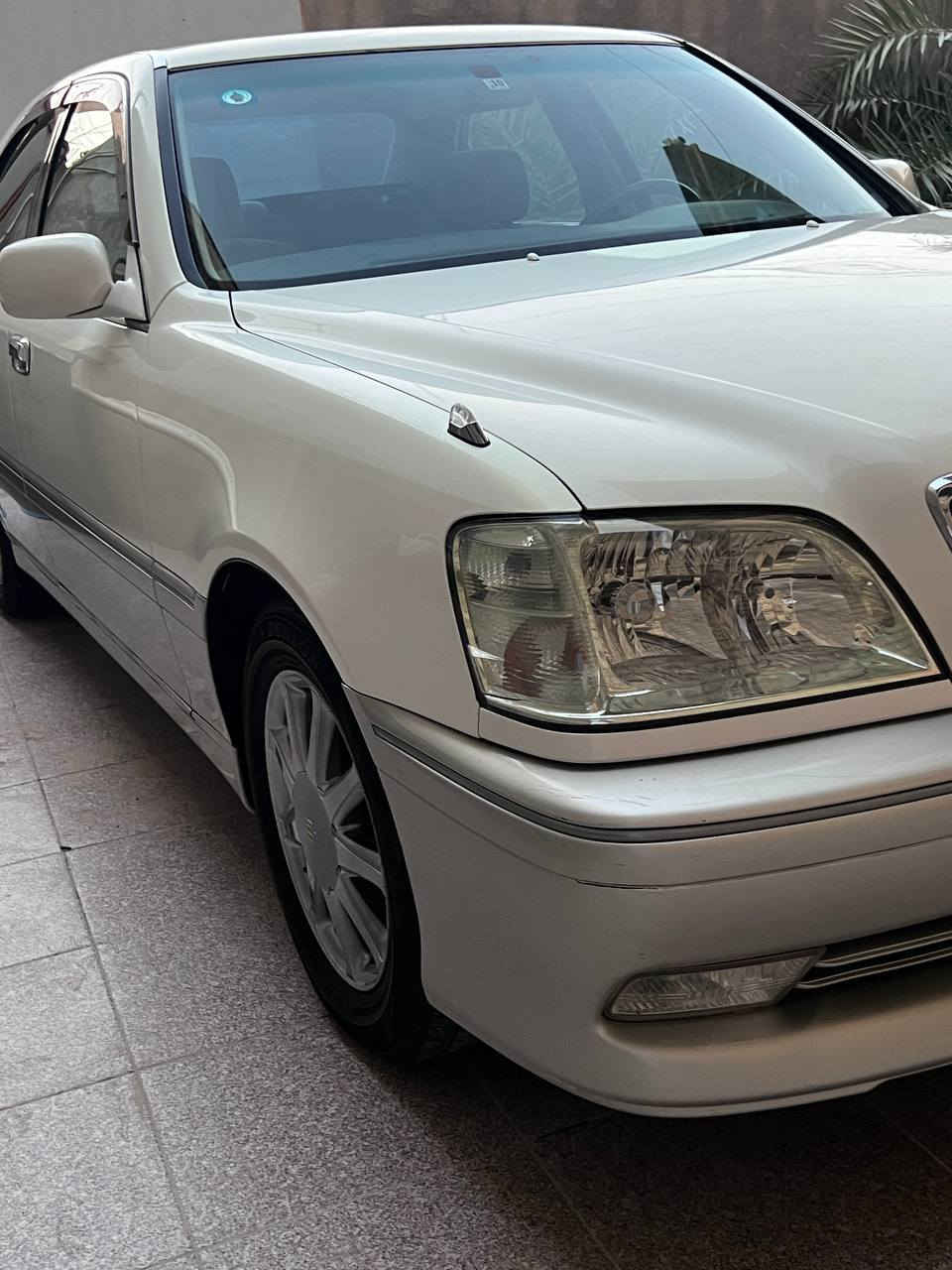 سلام عليكم جنون موديل 2000 دكمتين كرستال اصل محركها ديفور الجبير السيارة كفالة كص وضربة وصبغ مواصفات كشنات كهرباء برده كهربائيه السيارة راعيها موجود مكان السيارة بصرة

‏‪0770 310 0557‬‏
