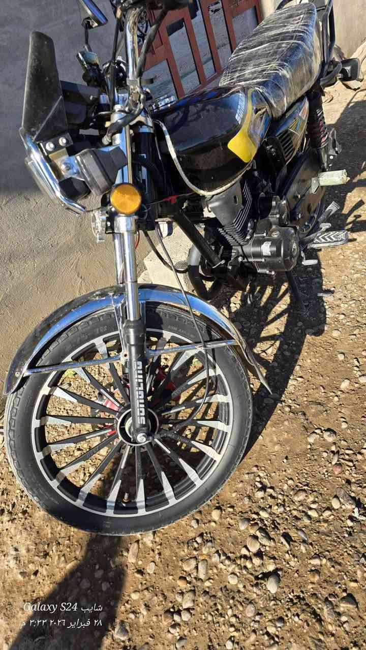 سولنك موديل(2026}
محرك ٢٠٠
تشغيل عن بعد بصمه 
كهربائيات كامله 
محرك اخرس ناعمه 
اوراق موجوده 
باتري وزنجيل جدد
السعر (850)وبيها مجال حك لجيه
المكان تاجي قرب منشئت نصر 
*********** هاتف وبي واتساب 
***********

ماناقصها فقط شاشه
