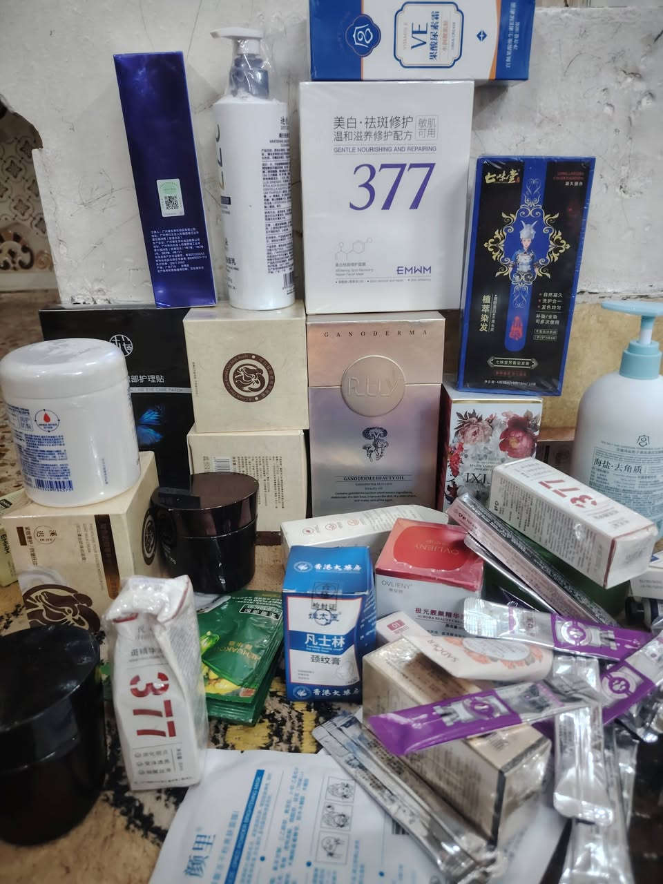 السلام عليكم ورحمة الله كارتونه عنايه بل بشره كوري اصلي وصوني عليهه واتصل بيهم مغلق تقريبا ٤٠ قطعه
السعر ٤٠ الف تطلع عليك القطعه بالف وبيهه فوك  ل ٤٠ قطعه


**إذا كنت صاحب هذا الإعلان وتريد حذفه لأي سبب، رجاءا أرسل رسالة إلى الدعم الفني**