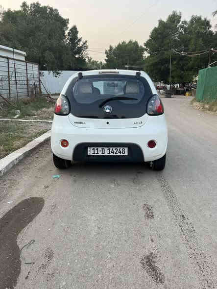 السلام عليكم 

باندا 2013 للبيع السياره جداً نضيفة 
 كير محرك كفالة

  شاشه تحكم 

كاميرا خلفية
تبريد شغال 

مكفولة من الصبغ

السعر 52 وبيها مجال 

العنوان بغداد حي تونس 
***********
