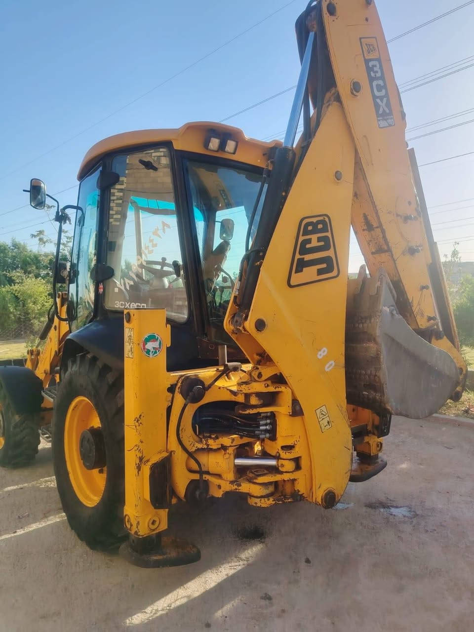 سلام عليكم جيسي بي للبيع موديل 2008 رقم اربيل جاهزه الاستفسار عله هاذه الرقم ***********
