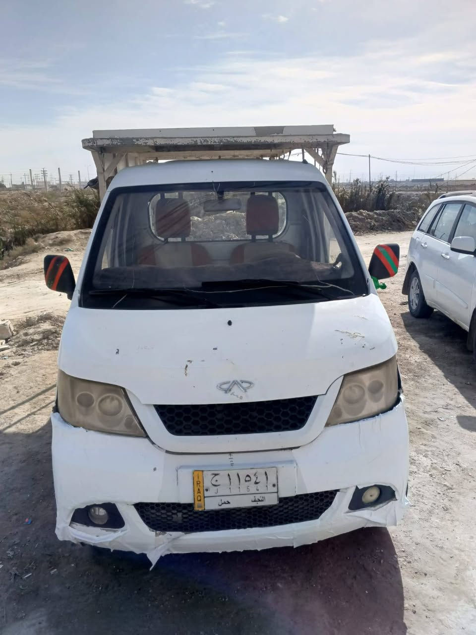 السلام عليكم شيري حمل واحد طن سياره مكفوله مكينه جديده كير جديد سياره تعمير جديد 2011 الموديل استفسار ***********
