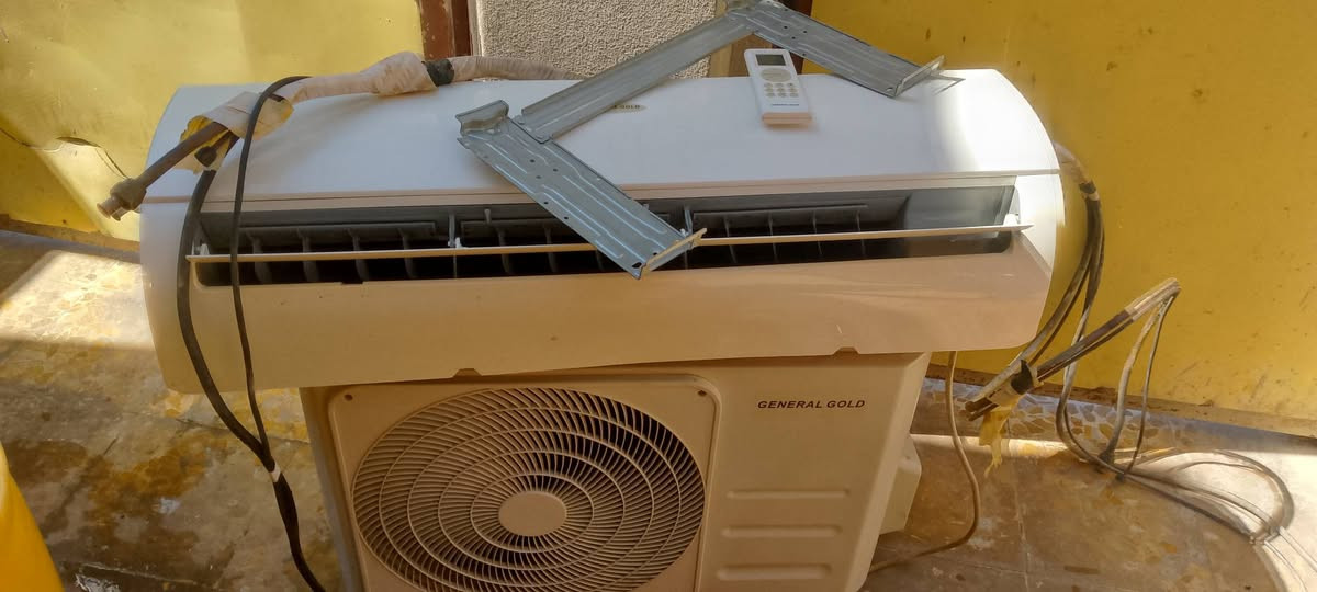 السلام عليكم
سبلت طن ونص جنرال كولد نضيف على فحص كامل مغسول عنوان موصل السعر 260 
للتواصل أتصل 📞📞 
***********
‏‪***********‬‏
