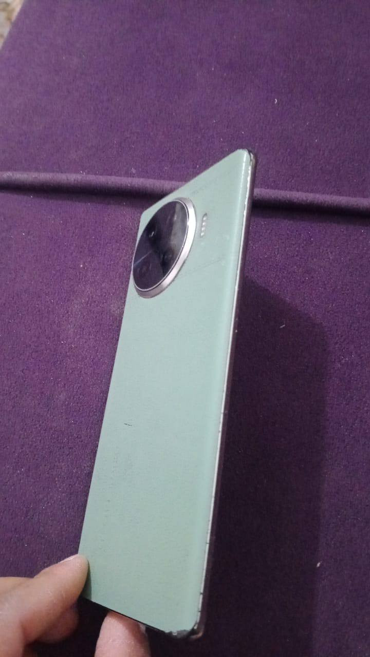 السلام عليكم
جهاز للبيع TECNO SPARK 20 Pro+ كدامكم الجهاز فقط الشاشه مكسورة ومامأثر ع لمس اتصال انترنيت كلشي مكفول فقط فقط شاشة ذاكرة 256 جهاز ابلادي مو شراي لا تعبني فدوه اروحلك+مكاني ديالى جديدة الشط قريب السيطره مال الحسينية رقم الهاتف *********** موجود واتساب
