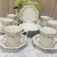 سيت اكواب شاي • صحون كيك • أنكليزي