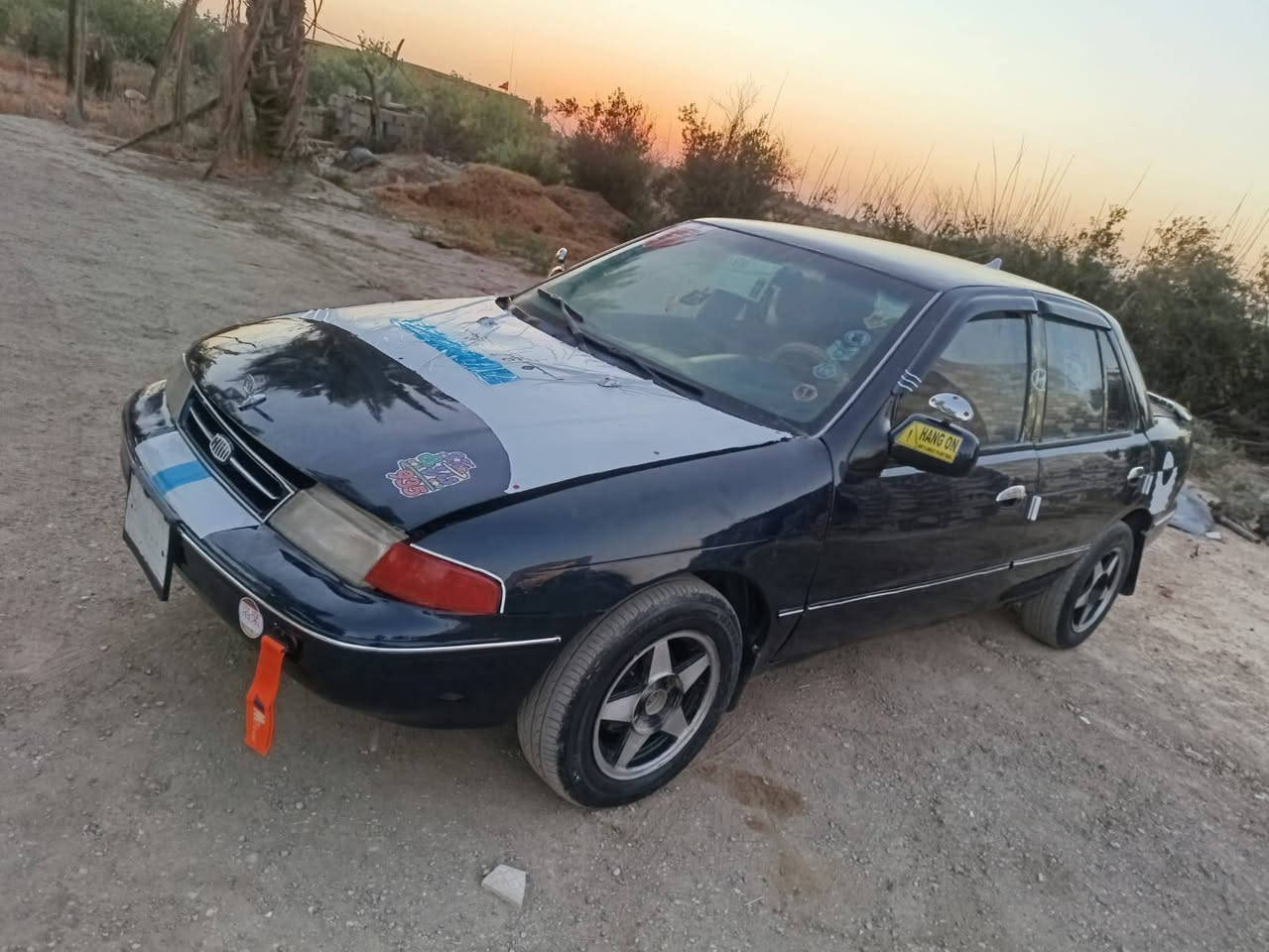 سلام عليكم سياره سيفيه موديل 94رقم بغداد تحويل مباشر سنويه جديده كير مكينه جديد مفتوح جاهزه للاخير ما بيها اي نقص ابد صبغه جديد حدداديه جديد جاهز اللخير مكان السياره واسط الزبيديه اتصل ***********
