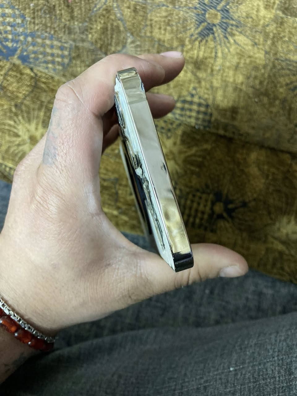 اليوم تفليش اسعار
ايفون 12 برو ماكس ذاكره 256 نموذج m الجهاز امبدل فقط بطاريه والسماعه الجوه واكفه الجهاز شرق اوسط مو امريكي والباقي شوفه عينكم يرادله ضهر والكلاس بي فطر كلش كلش اصغير وما امئثر  السعر 190 وبي مجال بسيط 

مكاني بغداد حي الاعلام شارع البداله 

***********

وتساب
