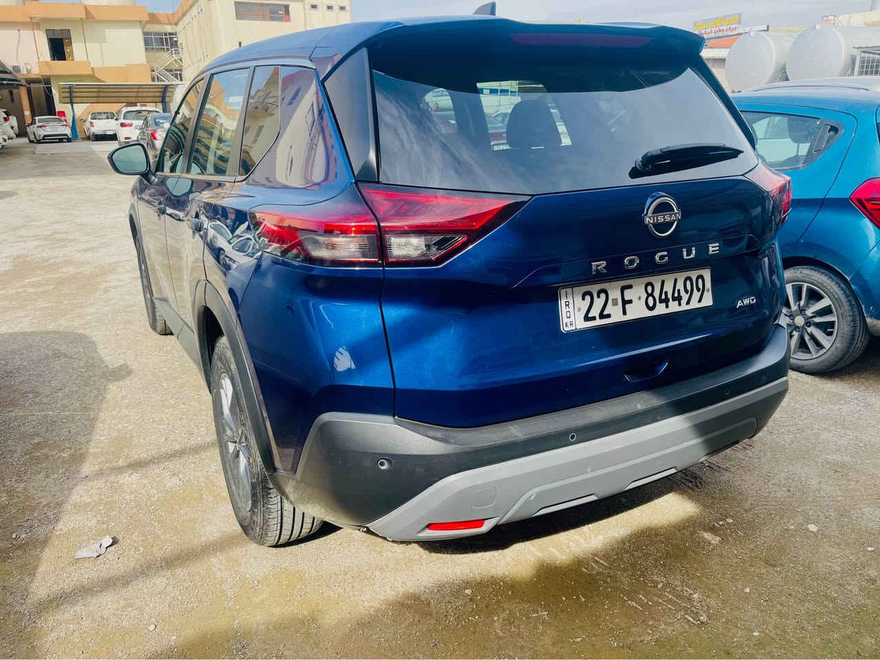 نيسان روج 
موديل 2022
ماشي 60 الف 
مواصفات sv معروفه فول / فور ويل / تشغيل بصمة / رادر من اربع جهات / خط المسار / تبديد قطعتين / بدون سلايك
المحرك 15 توربو / محرك مامفتوح 
ضرر بدون دواخل بدون شاصي بونيد صبغ وجاملغ طرف السائق تبديل نفس الرقم ونفس اللون / ارباك سيتم
السنوية بسمي شرط تحويل او وكالة 
السيارة جديدة بدون شخط وبدون رصعات / وجاهزة من كل نواحي 
والسعر 137 وبيه مجال للطيبين 
*********** كركوك, العراق
